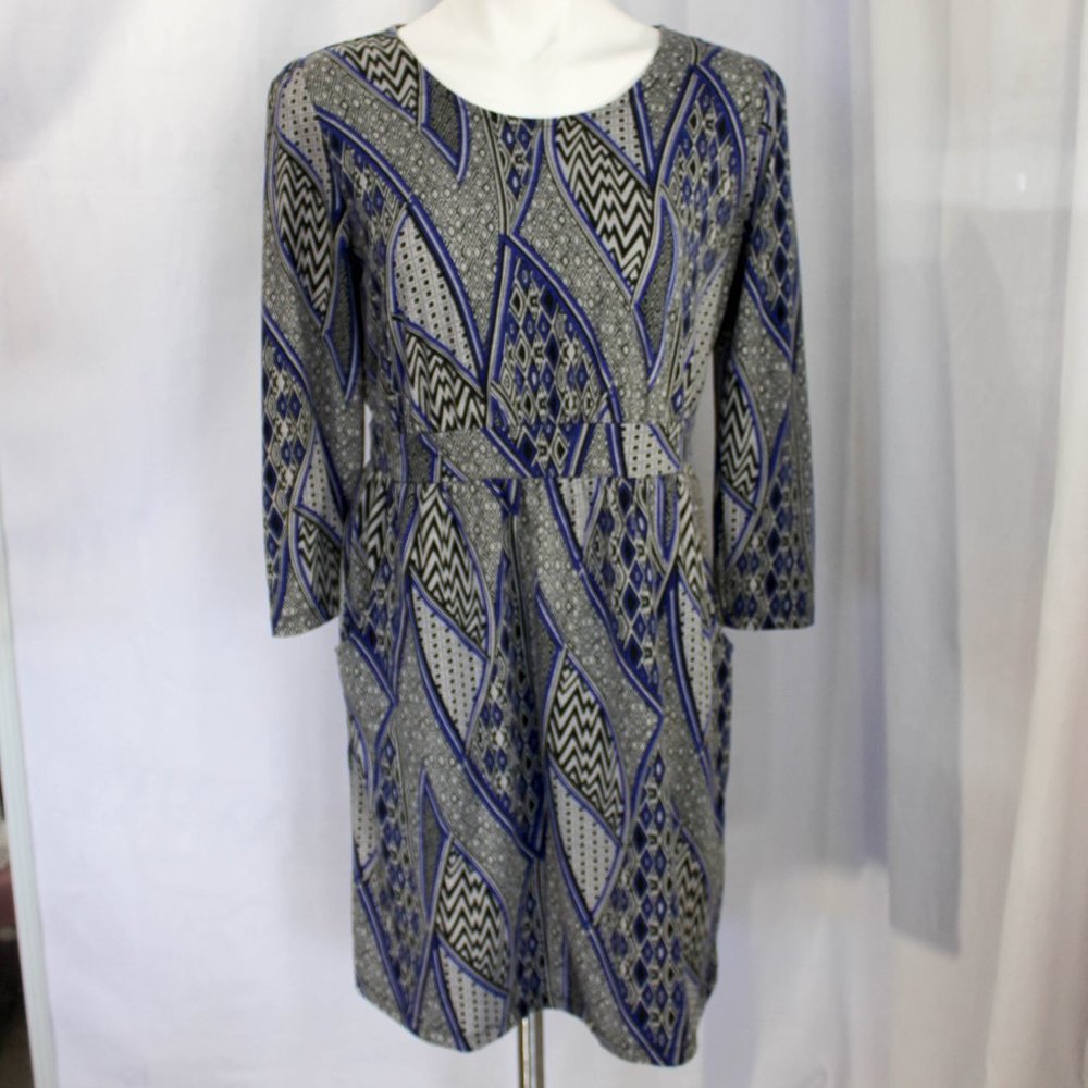 Angie Mid Length 3/4 Sleeve Scoop Neck Dress